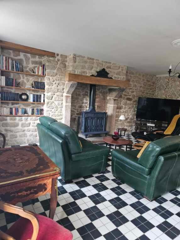Les 13 Lavoirs D'Antan - Chambre Globe-Trotteur Saint-Pierre-Église Dış mekan fotoğraf
